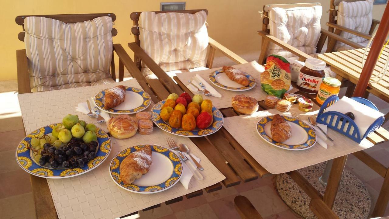 نوتو Gilda Rooms & Breakfast المظهر الخارجي الصورة